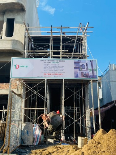 NHÀ THỦ ĐỨC