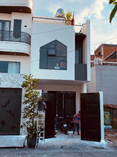 NHÀ THỦ ĐỨC